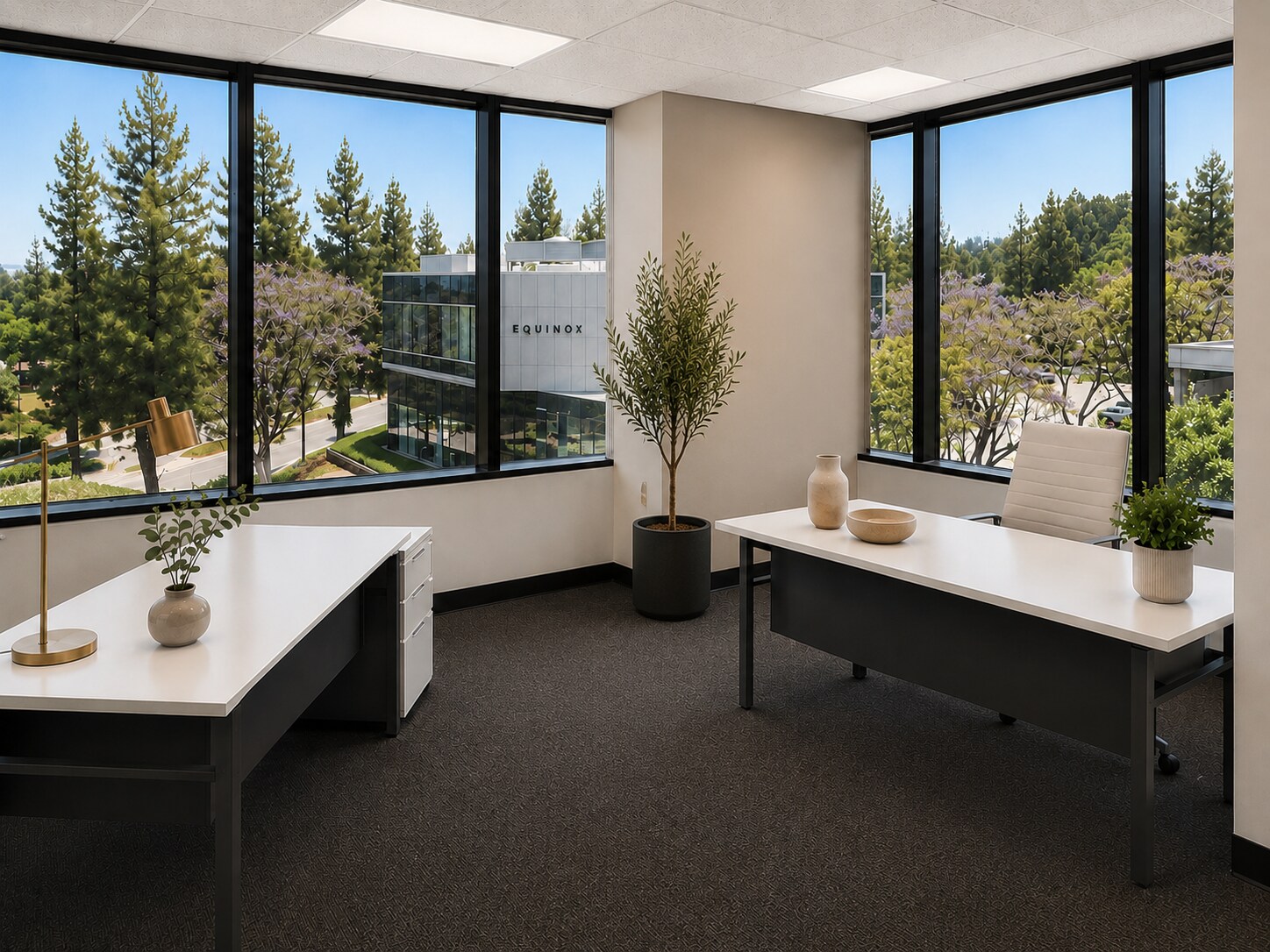 21550 Oxnard St, Woodland Hills, CA for lease Interior Photo- Image 1 of 5