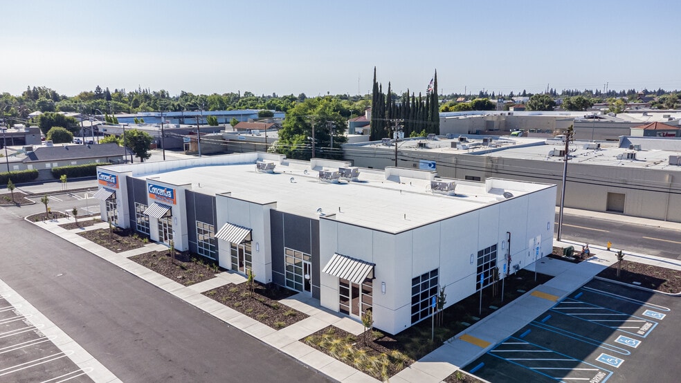 140 E Granger Ave, Modesto, CA for sale - Building Photo - Image 3 of 7