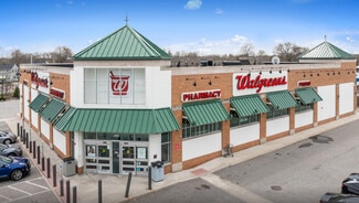 More details for 286 W Main St, Patchogue, NY - Retail for Sale