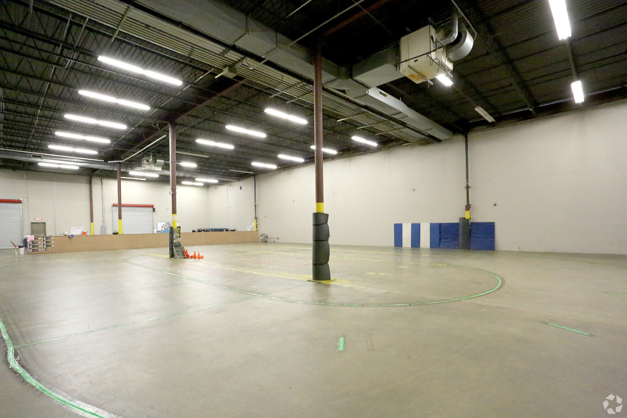 71 Linden St, Lynn, MA for lease Interior Photo- Image 1 of 21