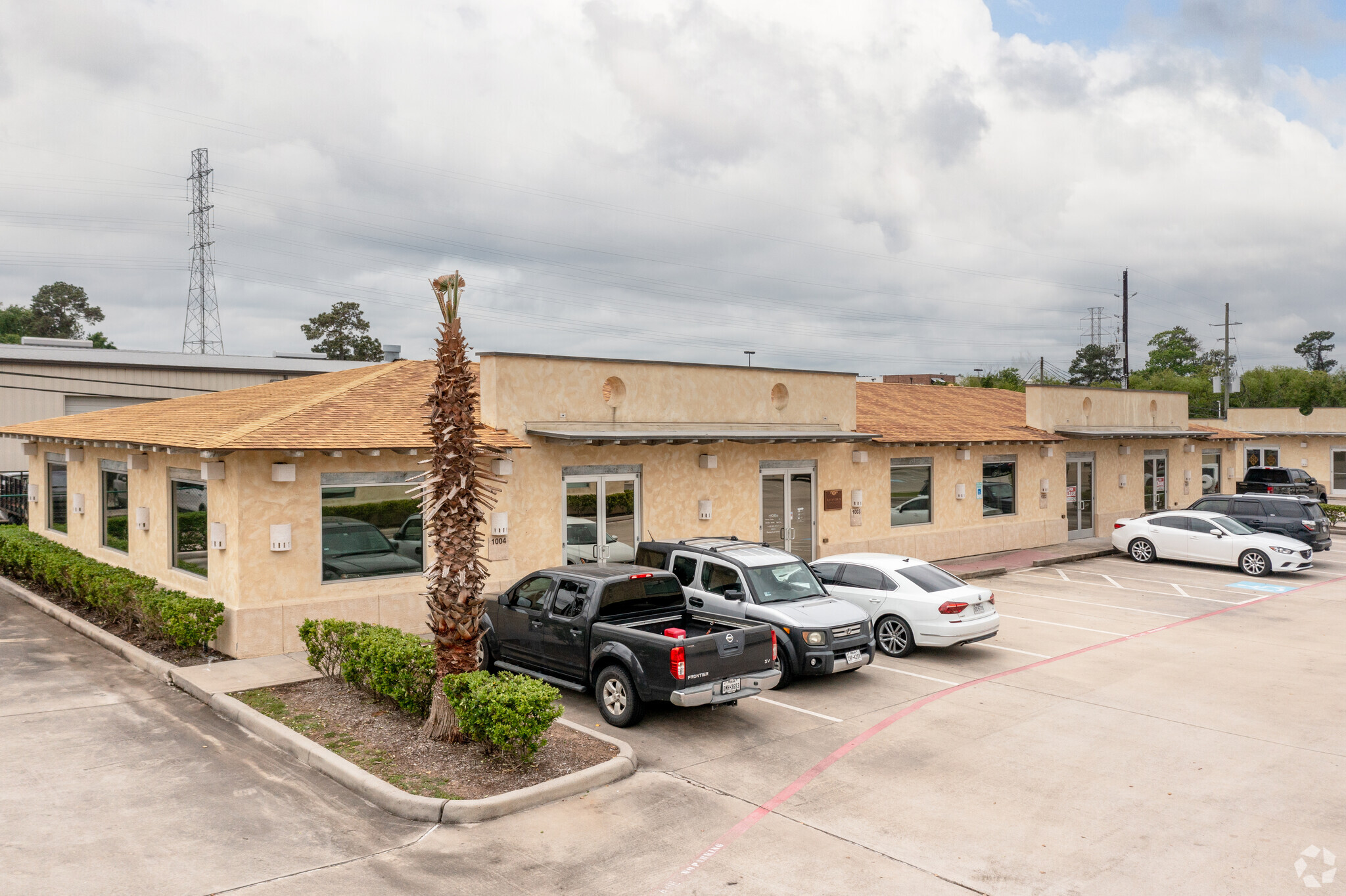 25329 Budde Rd, The Woodlands, TX for lease Primary Photo- Image 1 of 14