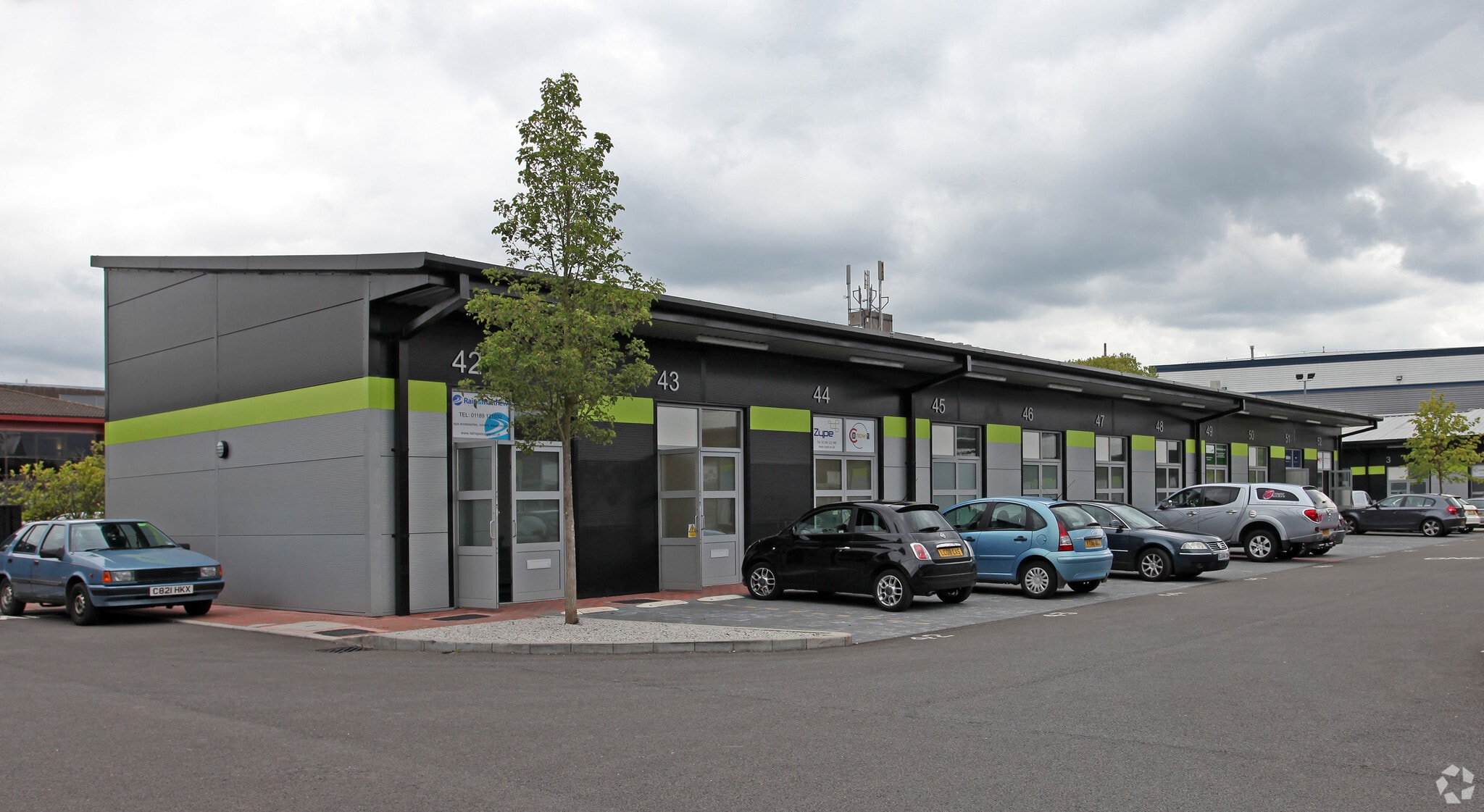 Molly Millars Ln, Wokingham for sale Primary Photo- Image 1 of 1