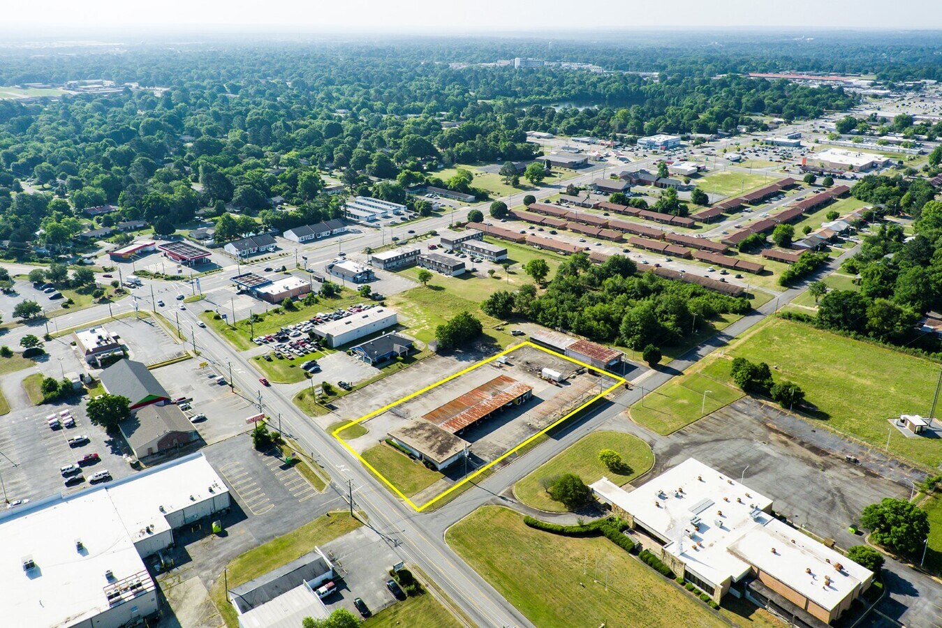 1516 Elberta Rd, Warner Robins, GA 31093