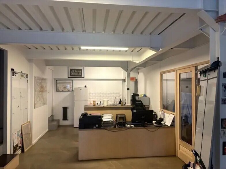 Retail in Montreuil for sale - Interior Photo - Image 2 of 6