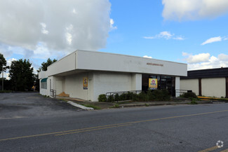 More details for 5042 Bayou Blvd, Pensacola, FL - Retail for Lease