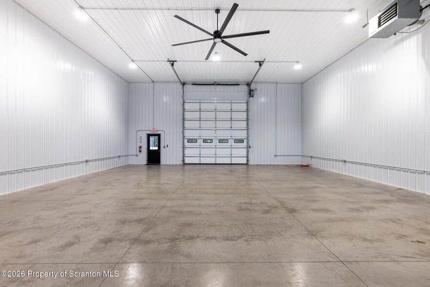 151 Brown Rd, Pittston, PA for lease - Building Photo - Image 3 of 4