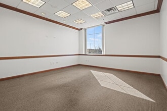 9645 Lincolnway Ln, Frankfort, IL for lease Interior Photo- Image 1 of 11