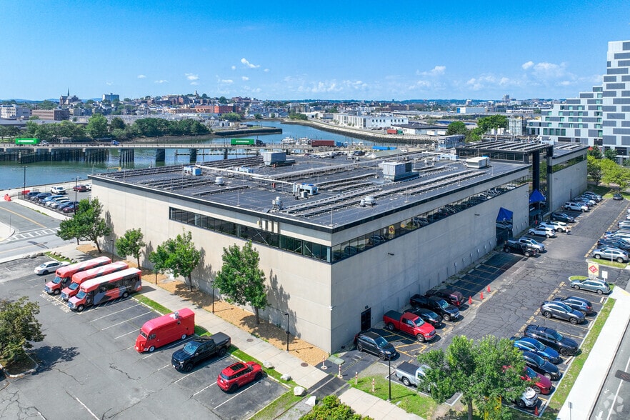 5-11 Drydock Ave, Boston, MA for lease - Building Photo - Image 3 of 21