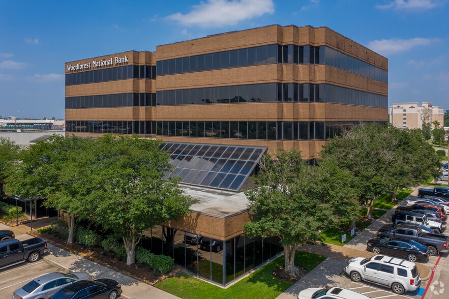 19221 Interstate 45 S, Shenandoah, TX for lease - Primary Photo - Image 2 of 4