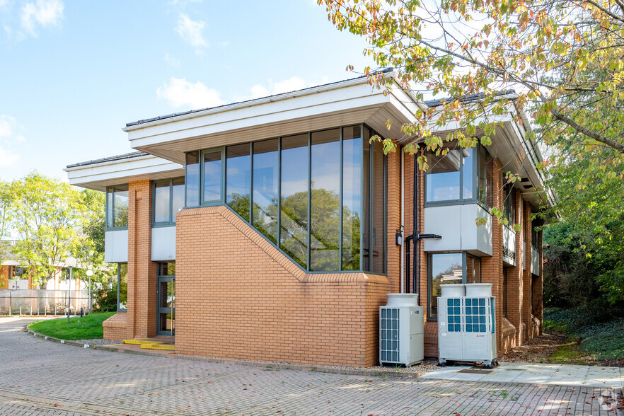 Lime Kiln, Bristol, BS34 8SR - Severn House | LoopNet