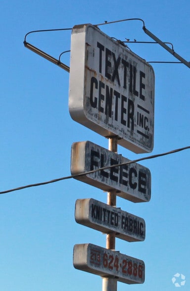 1038 E Olympic Blvd, Los Angeles, CA for sale - Building Photo - Image 3 of 5