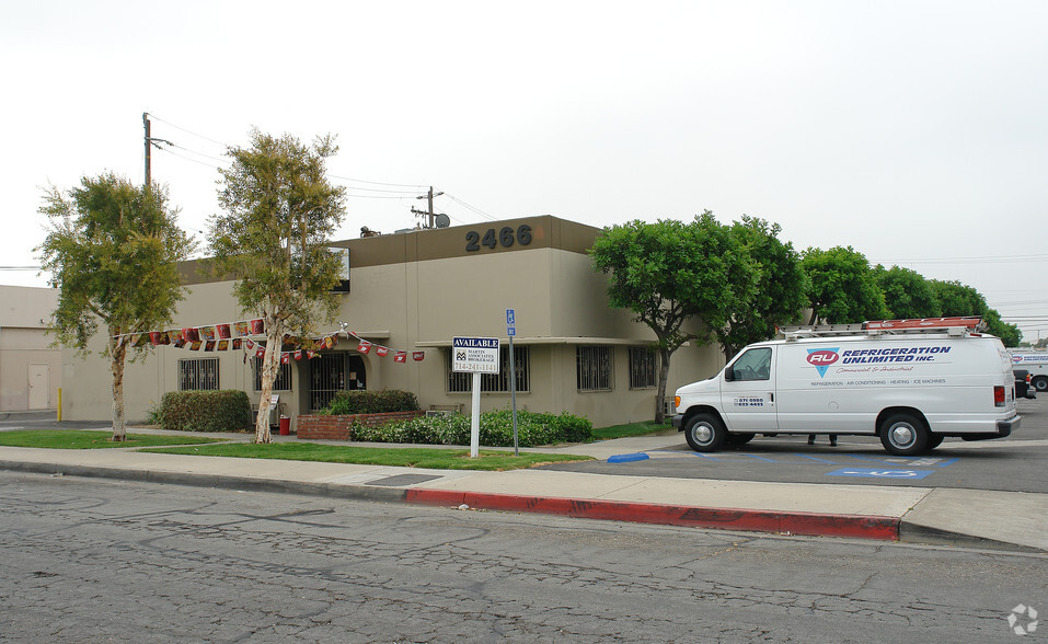 2466 E Fender Ave, Fullerton, CA for lease - Building Photo - Image 3 of 7