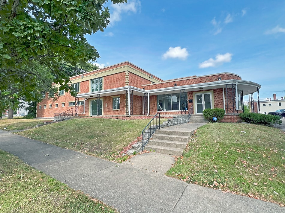 334 W Main St, Decatur, IL for sale Building Photo- Image 1 of 8