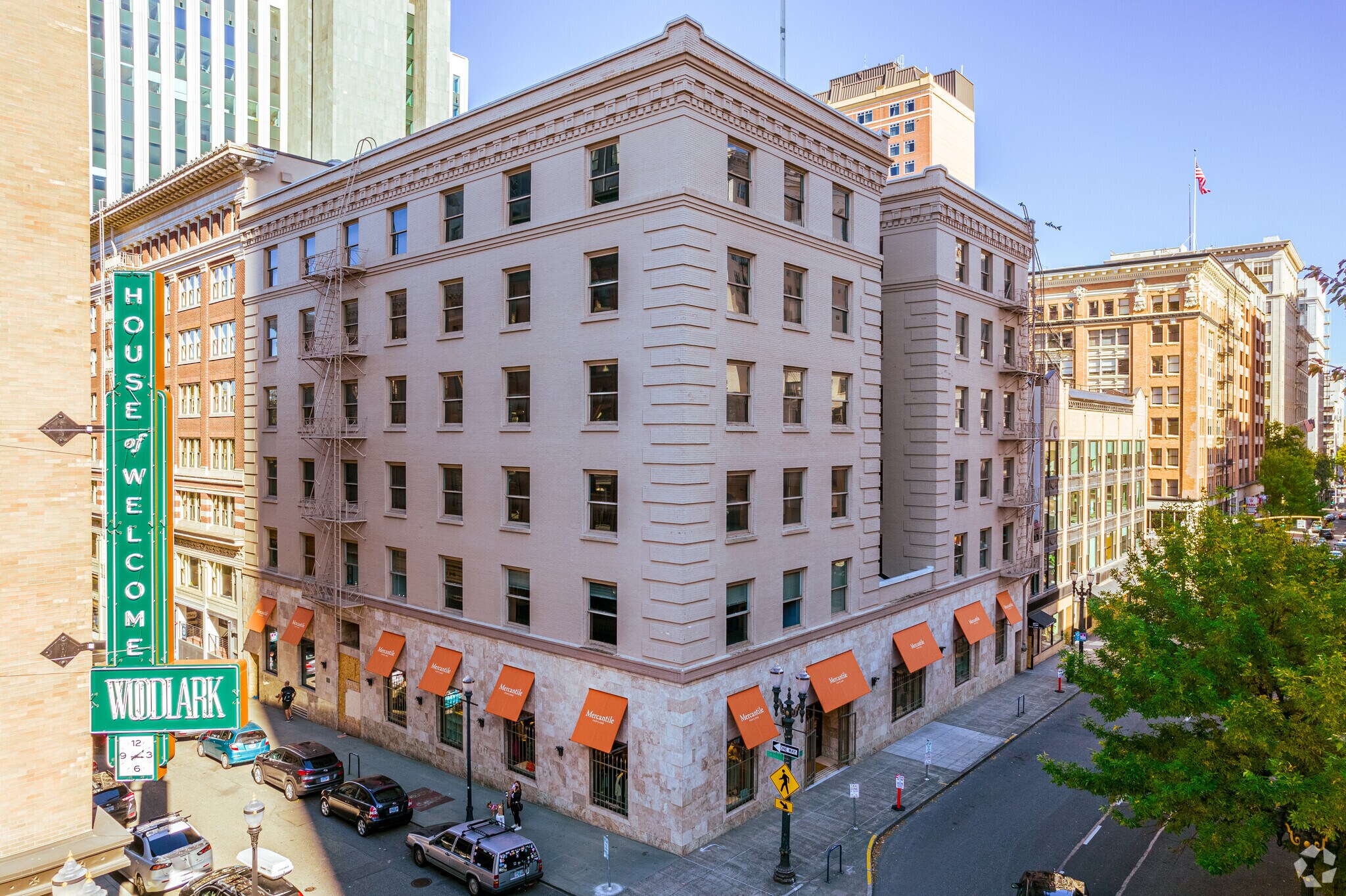 721-735 SW Alder St, Portland, OR for sale Primary Photo- Image 1 of 1