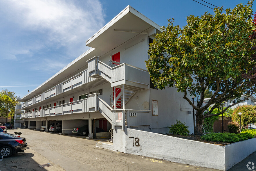 129 - 137 Canal St, San Rafael portfolio of 2 properties for sale on LoopNet.com - Primary Photo - Image 1 of 1