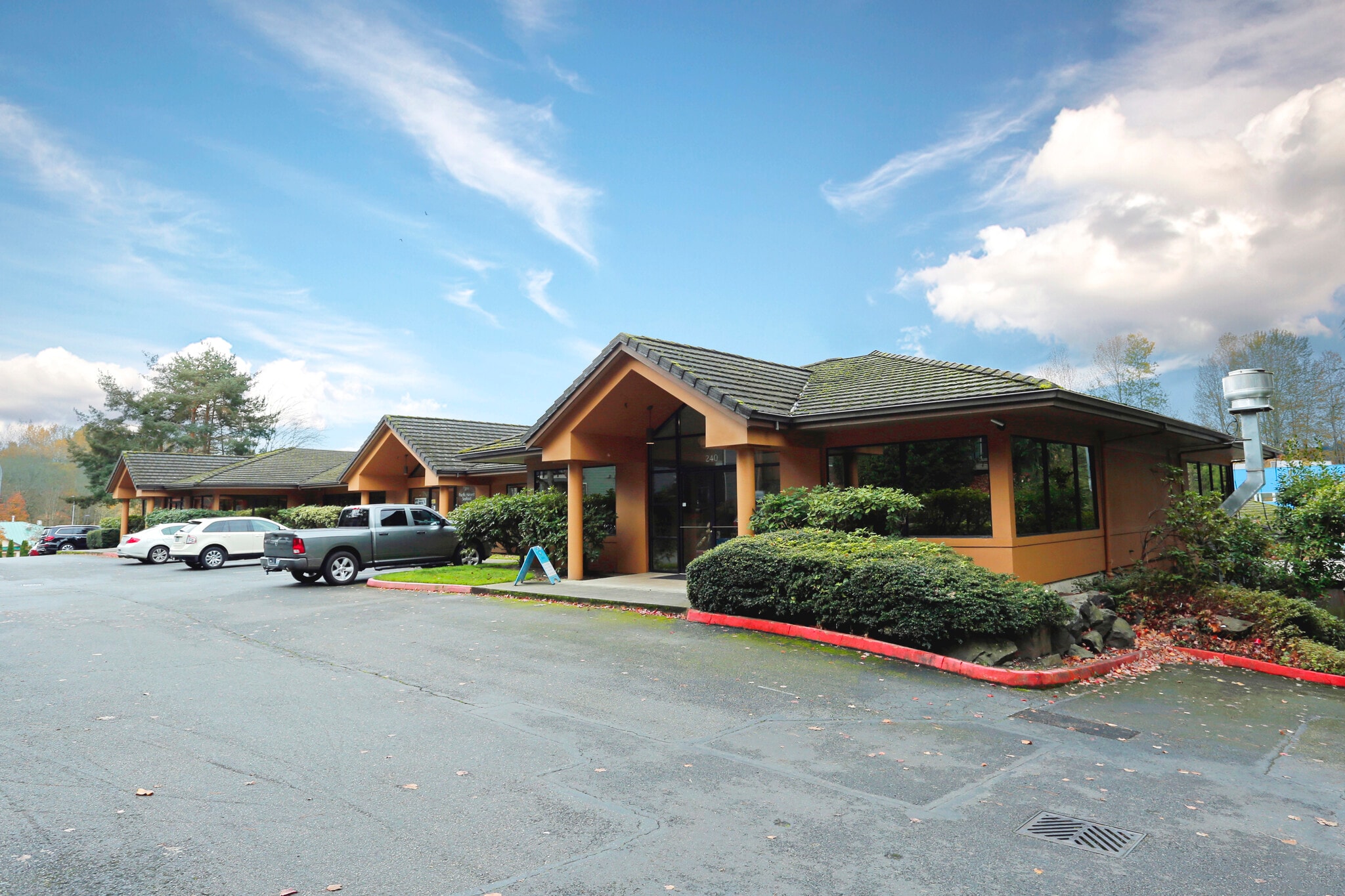 1800 NE 44th St, Renton, WA for lease Primary Photo- Image 1 of 3