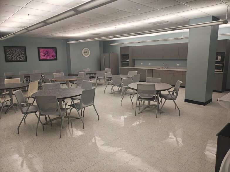 1234 Market St, Philadelphia, PA for lease - Building Photo - Image 3 of 8