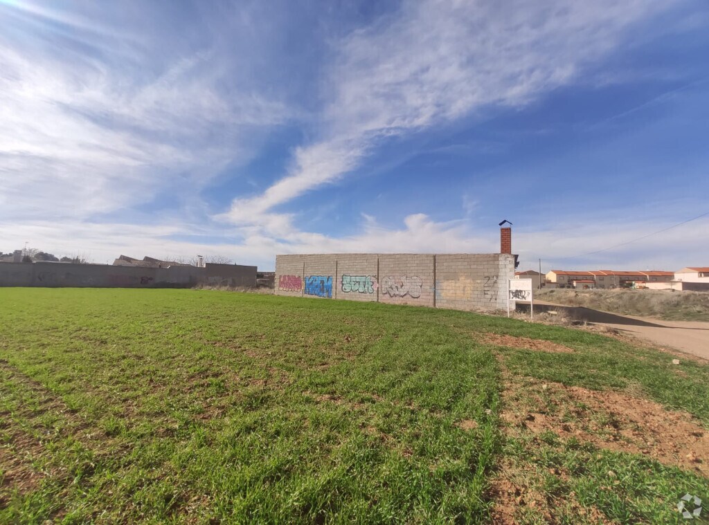 Land in Quintanar de la Orden, Toledo for sale Primary Photo- Image 1 of 3