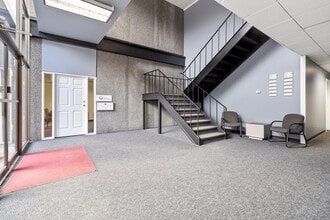 315 Ushers Rd, Ballston Lake, NY for lease Interior Photo- Image 2 of 9