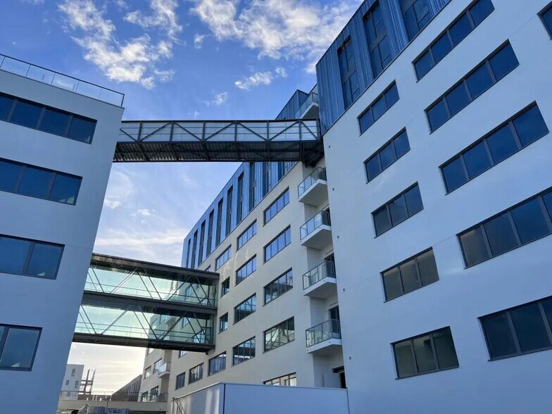 Rue Victor Schoelcher, Saint-Herblain for lease - Building Photo - Image 2 of 5