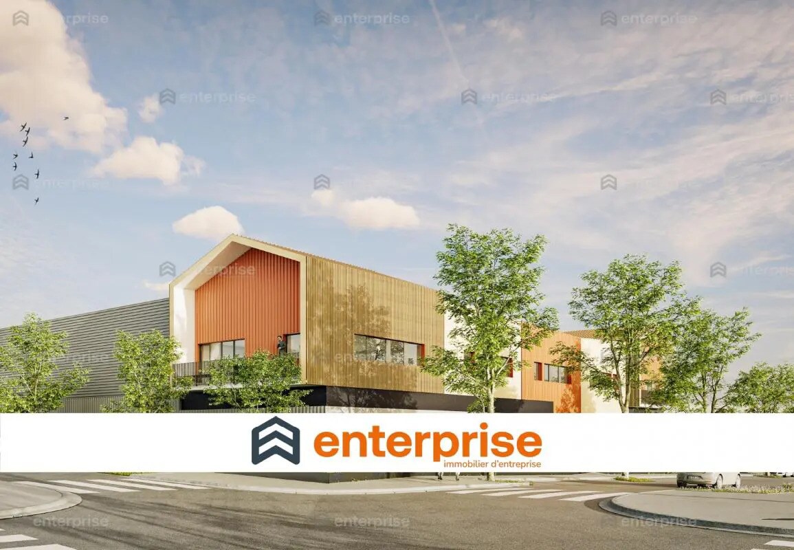 Flex in Amiens for sale Building Photo- Image 1 of 11