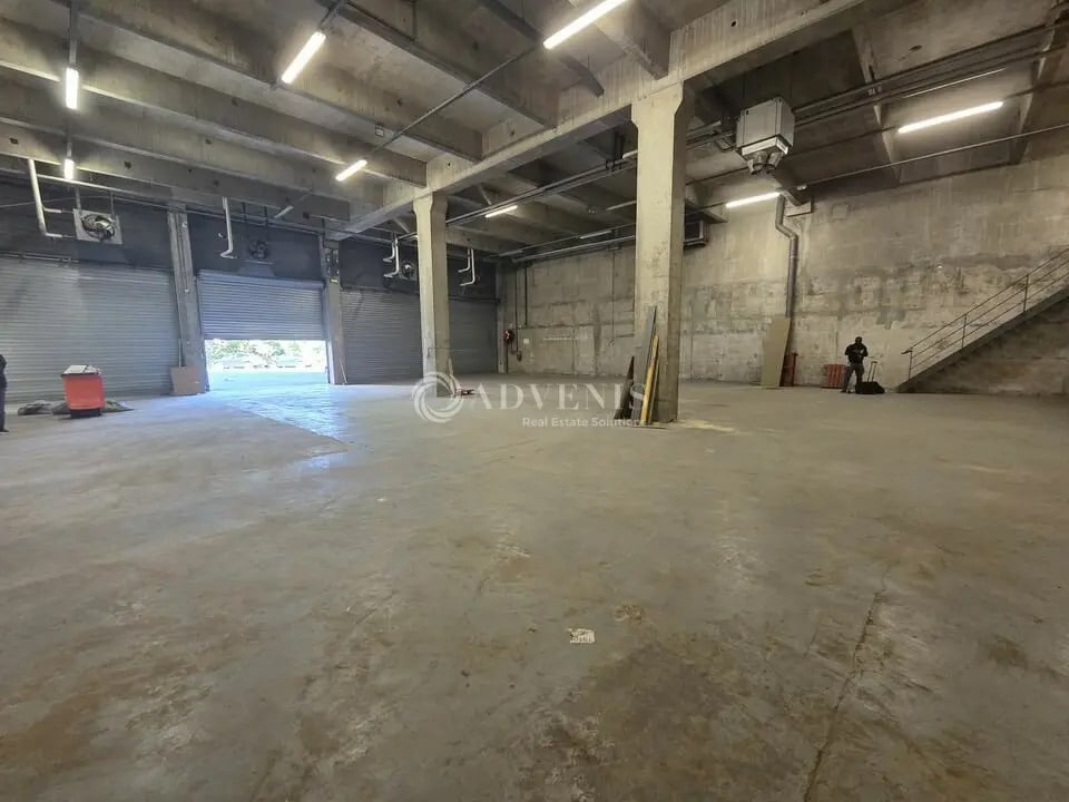 Flex in Garges-lès-Gonesse for lease Interior Photo- Image 1 of 8