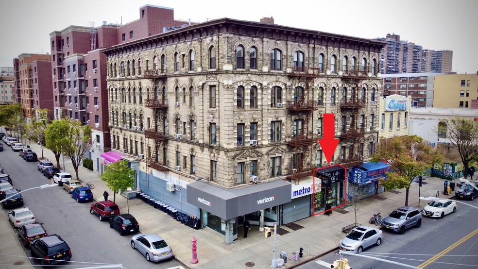 31-35 Graham Ave, Brooklyn, NY for sale - Building Photo - Image 1 of 1