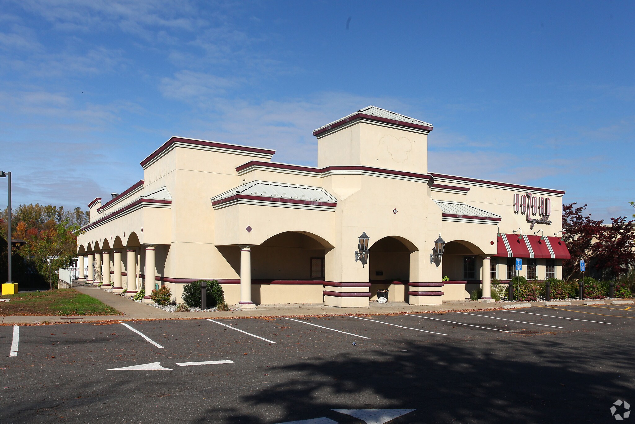 39 Hazard Ave, Enfield, CT for sale Primary Photo- Image 1 of 1