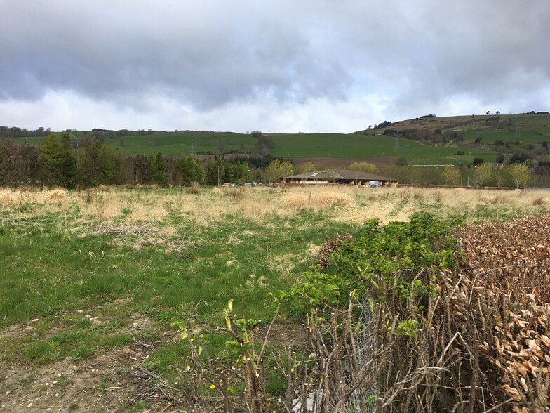 3 Inchrory Dr, Dingwall for sale - Building Photo - Image 3 of 7