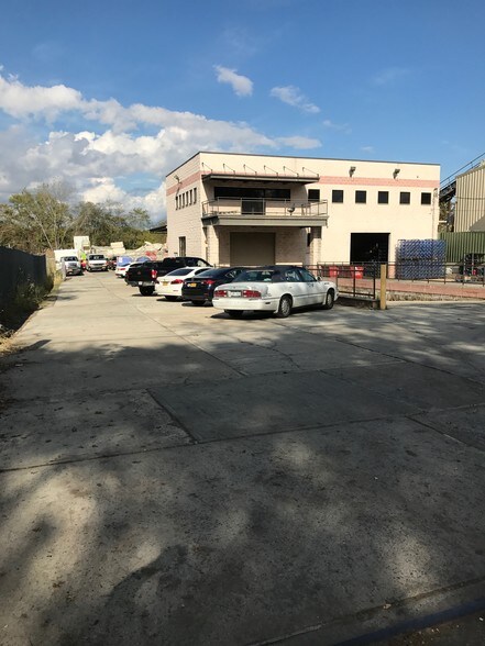 715 Sharrotts Rd, Staten Island, NY for sale - Other - Image 1 of 1