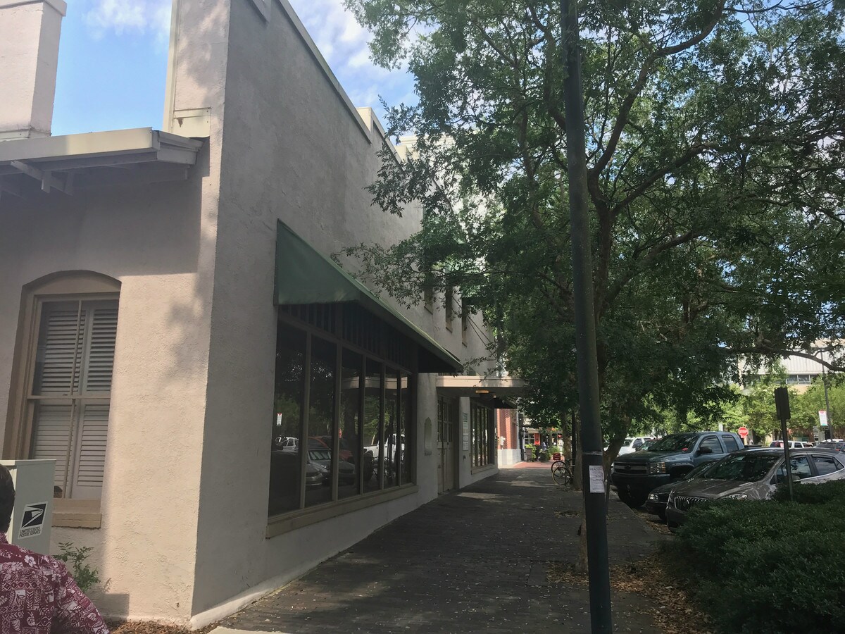 111 SE 1st Ave, Gainesville, FL 32601