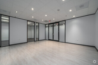 6671 Southwest Fwy, Houston, TX for lease Interior Photo- Image 2 of 5