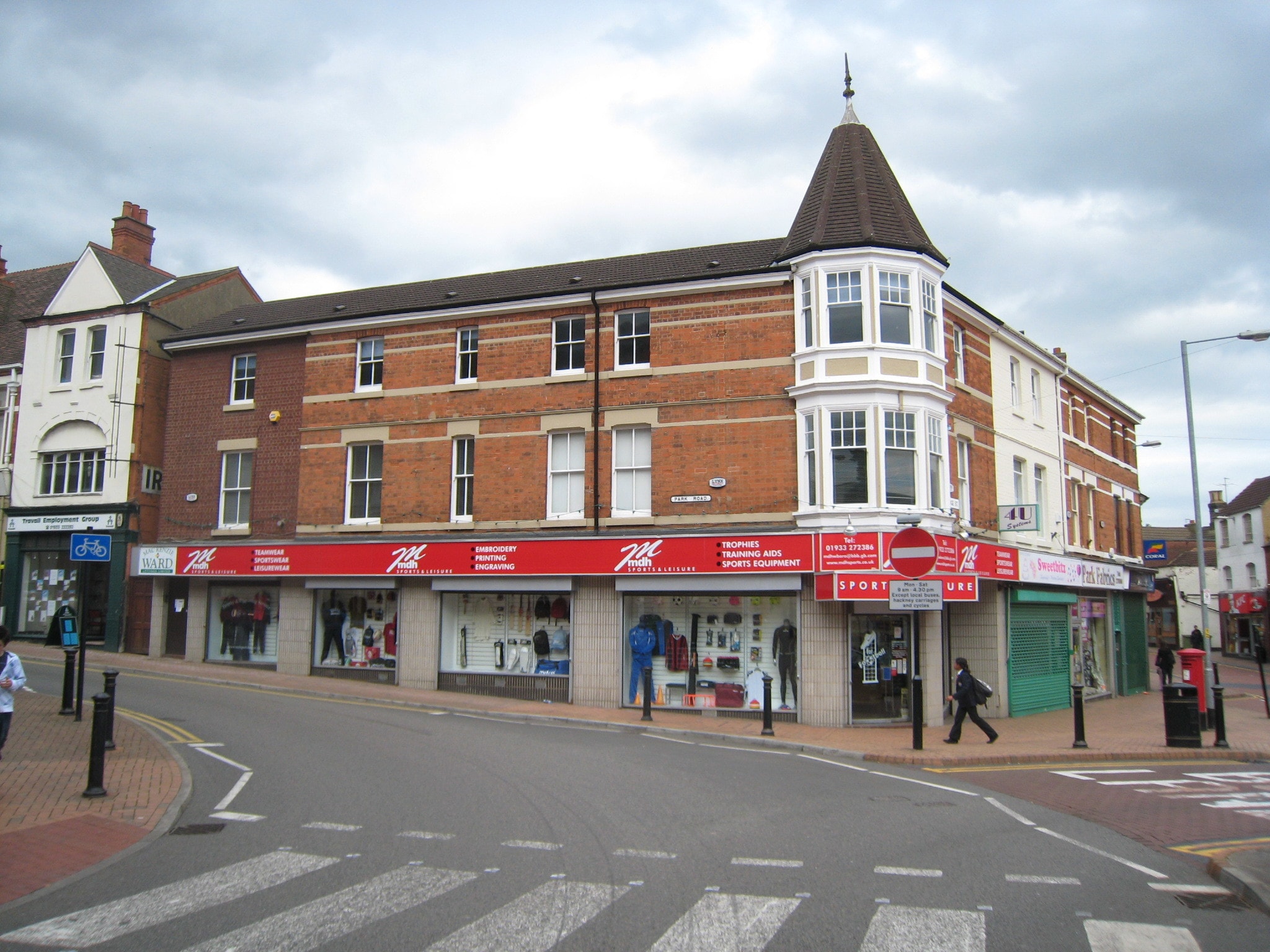 1 Cambridge St, Wellingborough for sale Building Photo- Image 1 of 1
