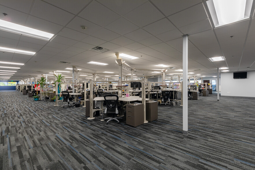 2300 S 300 W, Salt Lake City, UT for lease - Interior Photo - Image 2 of 10