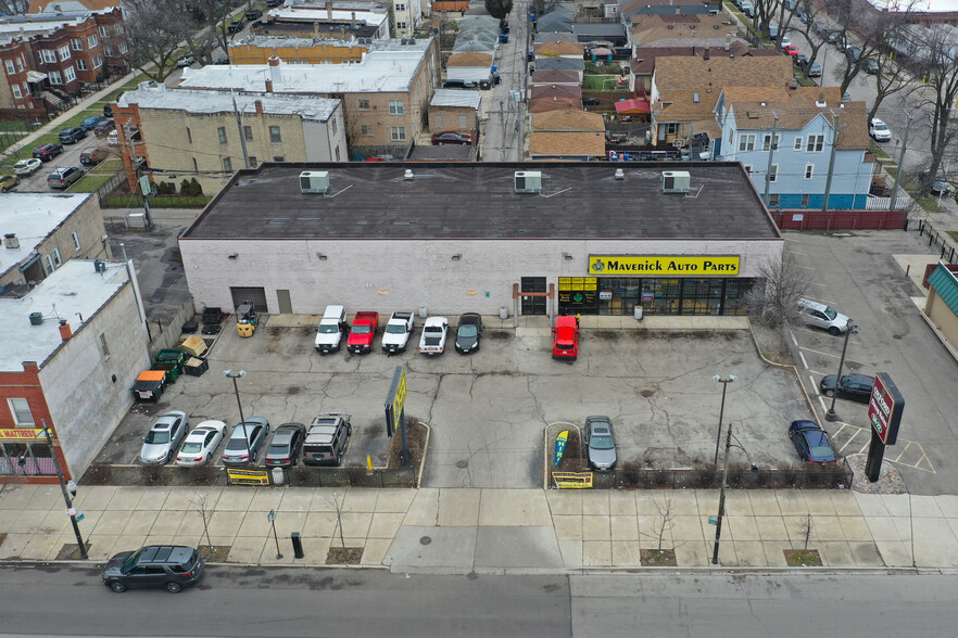 4210 W Fullerton Ave, Chicago, IL for sale - Building Photo - Image 3 of 6