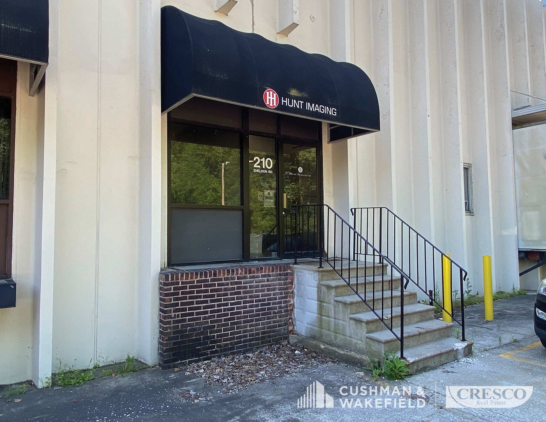 200-250 Sheldon Rd, Berea, OH for lease Building Photo- Image 1 of 4