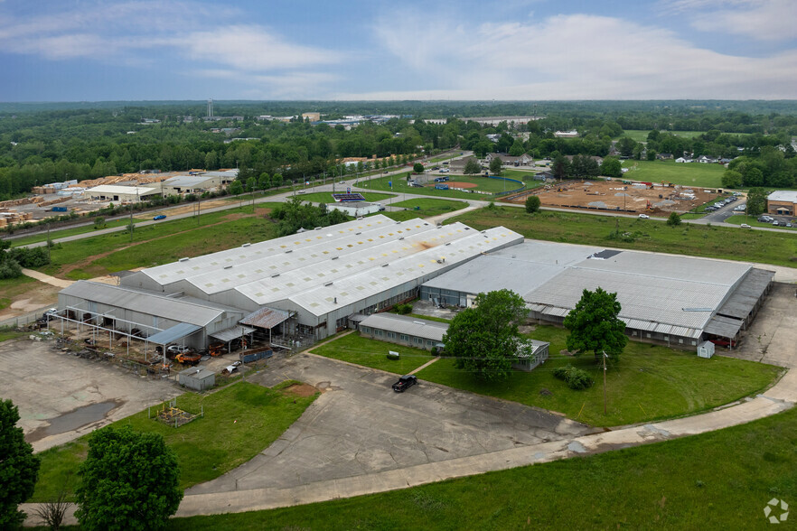 3813 W KY 146, Buckner, KY for lease - Aerial - Image 2 of 8