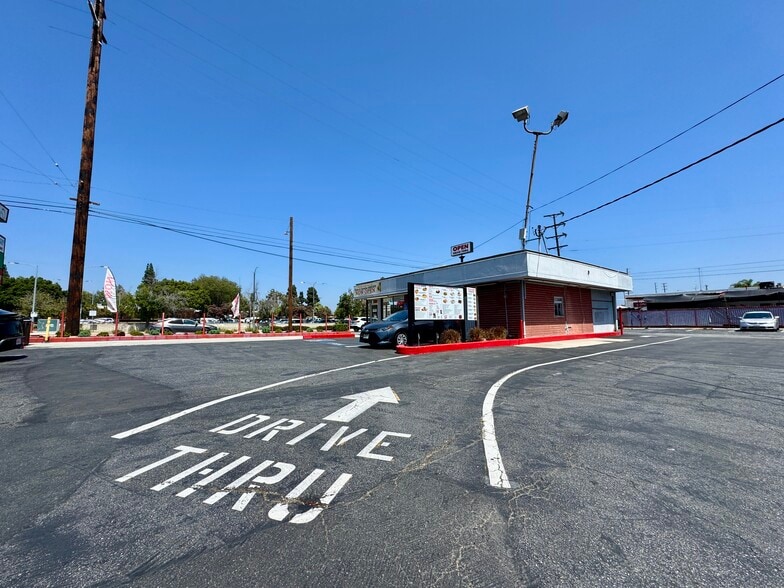 14362 Telegraph Rd, Whittier, CA for lease - Building Photo - Image 3 of 11