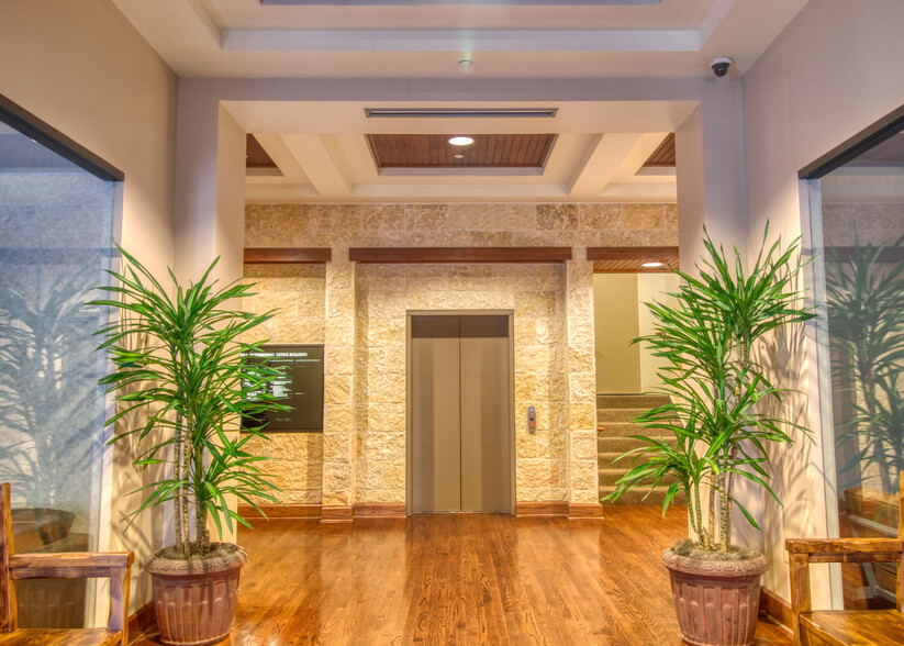 325 E Sonterra Blvd, San Antonio, TX for lease - Interior Photo - Image 3 of 7