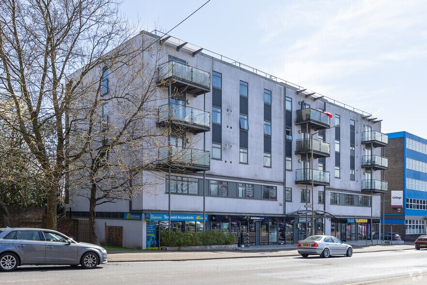 Station Rd, Ashford for lease - Building Photo - Image 2 of 3