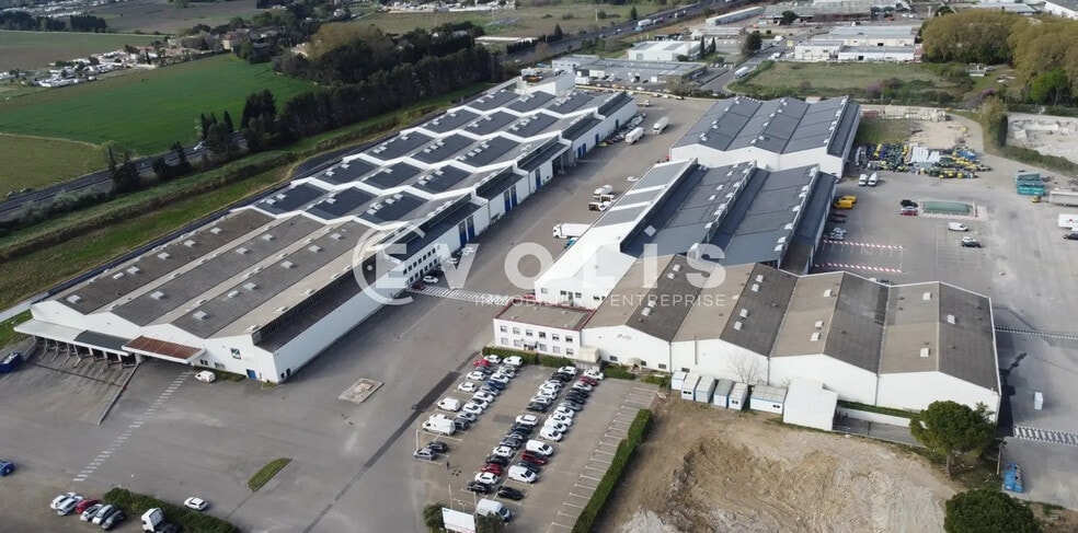 Office in Nîmes for lease - Aerial - Image 3 of 9