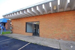 Unit # 1. 2310 Sqft - Commercial Real Estate