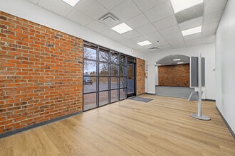 1187 Shields Rd, Kernersville, NC for lease Interior Photo- Image 2 of 11