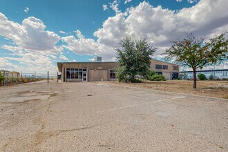 6817 Academy Parkway West NE, Albuquerque, NM for lease Building Photo- Image 2 of 31