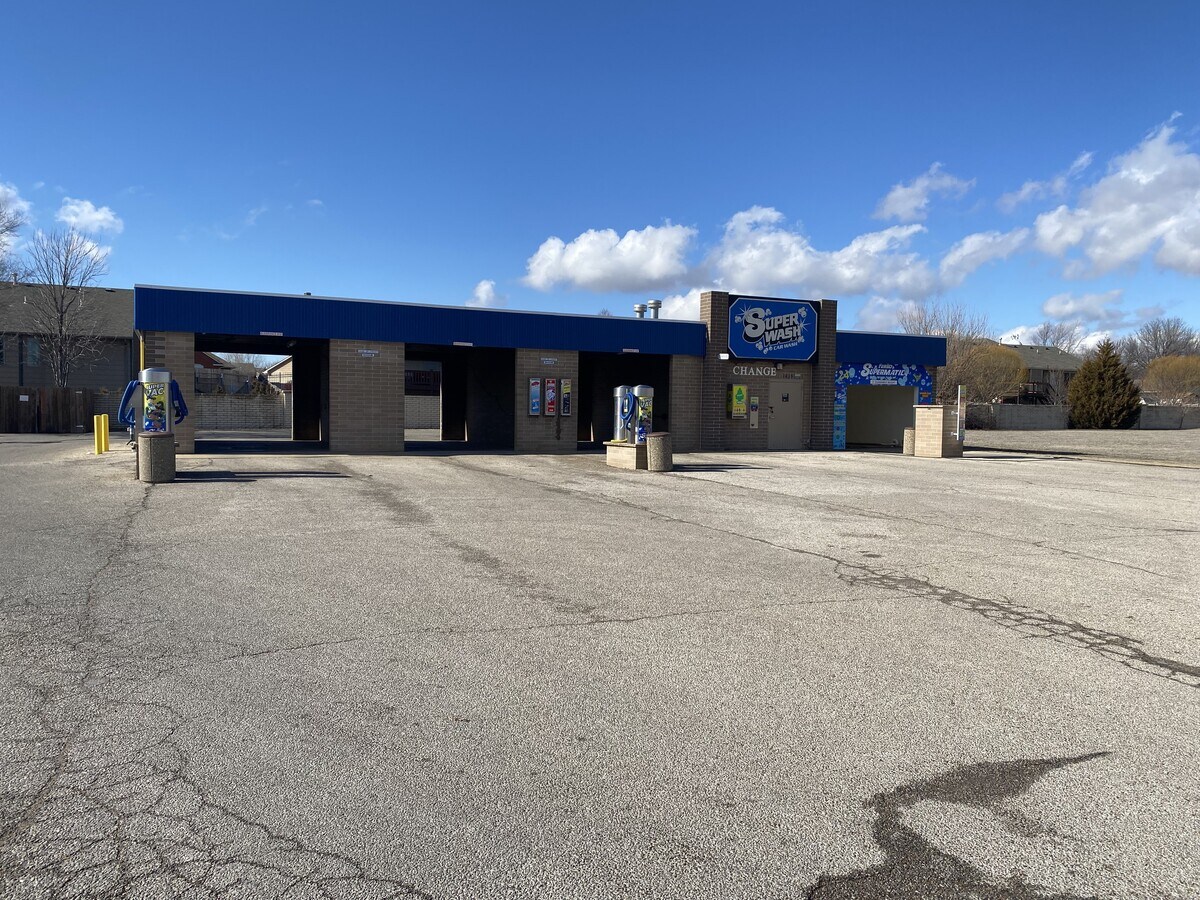 1015 N Rose Hill Rd, Rose Hill, KS 67133