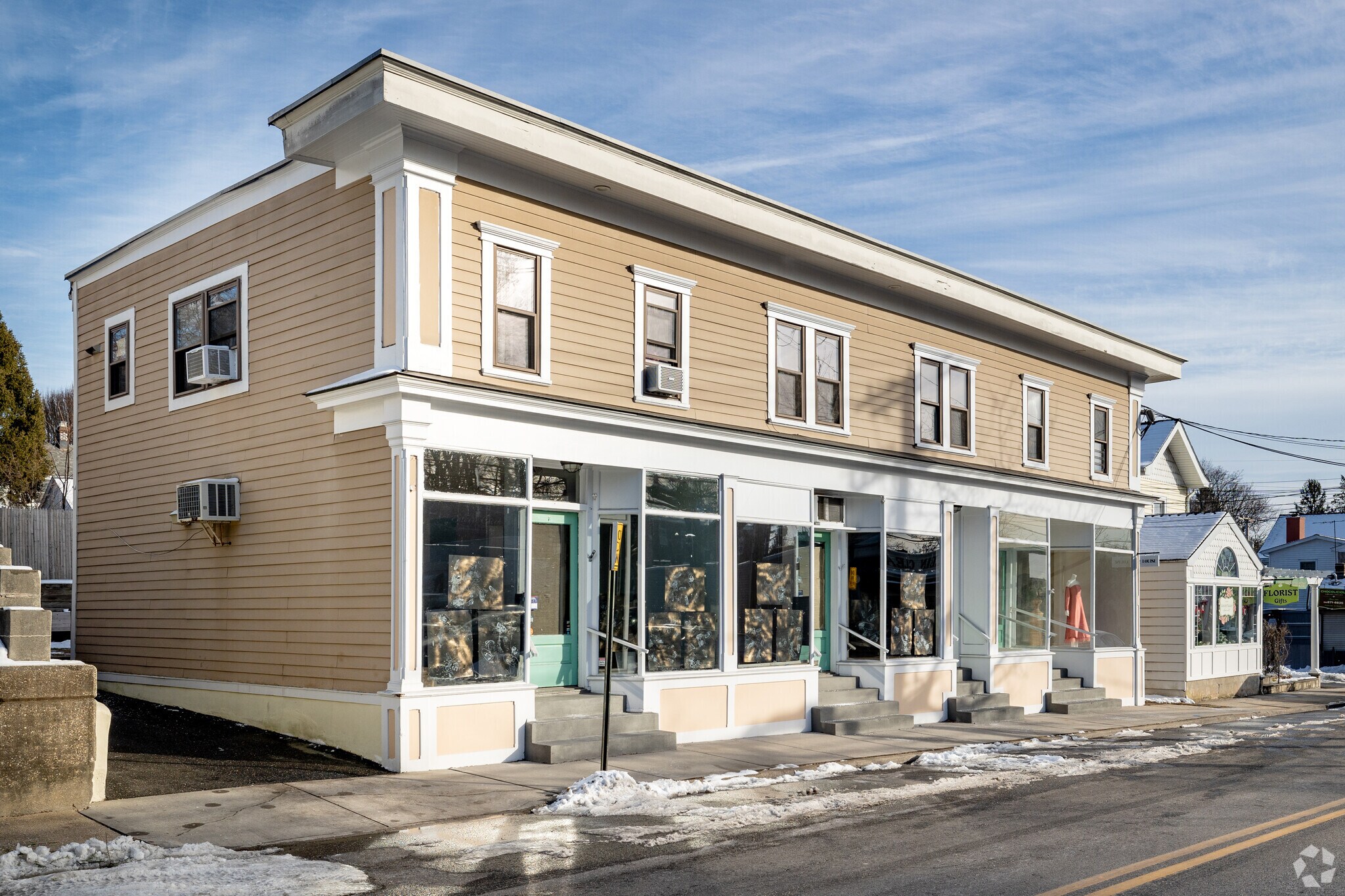 82-86 Birch Hill Rd, Locust Valley, NY for lease Primary Photo- Image 1 of 6