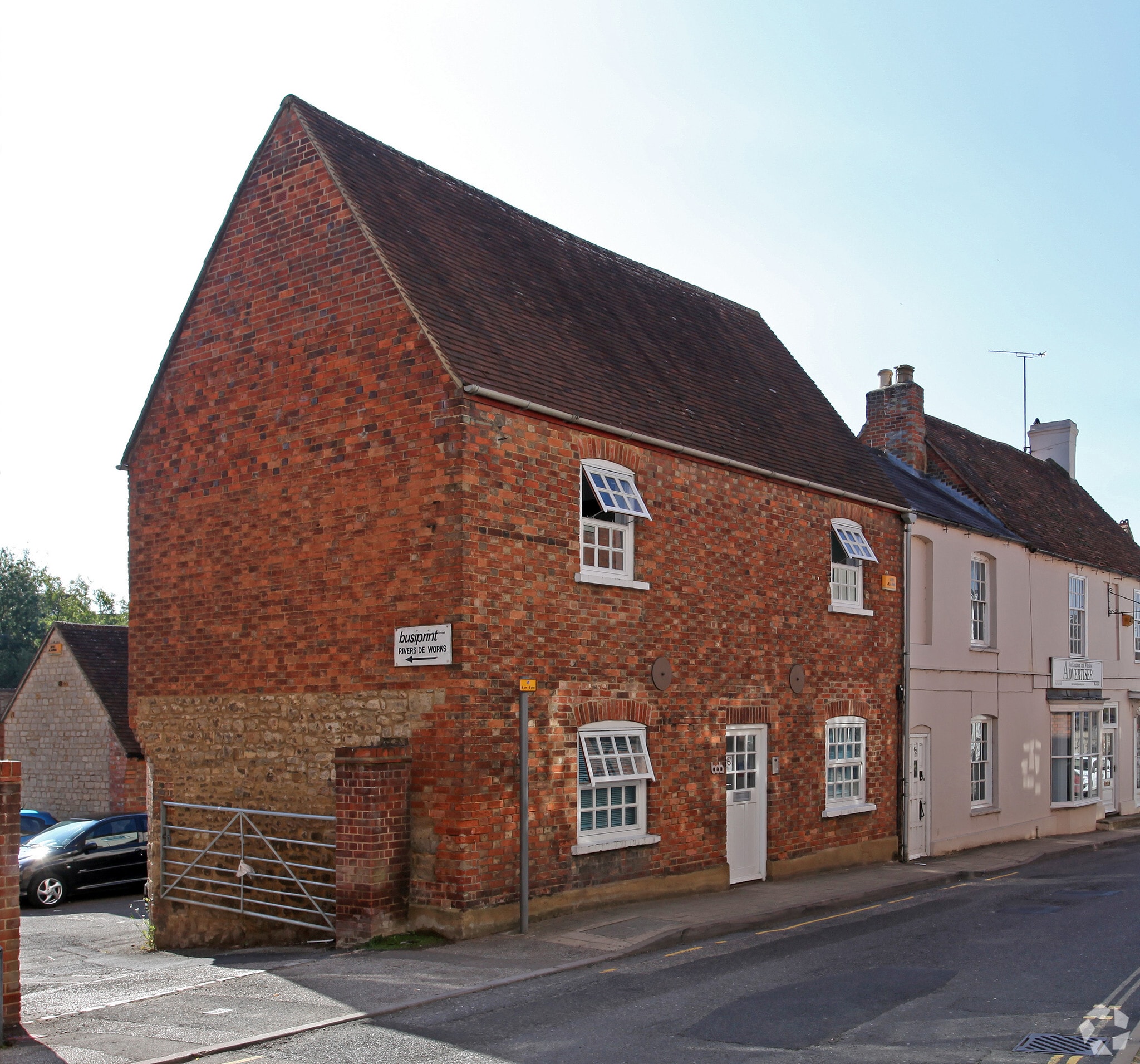 63 Well St, Buckingham for sale Primary Photo- Image 1 of 1