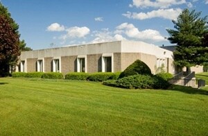 1812 Colonial Village Ln, Lancaster, PA for sale Primary Photo- Image 1 of 1