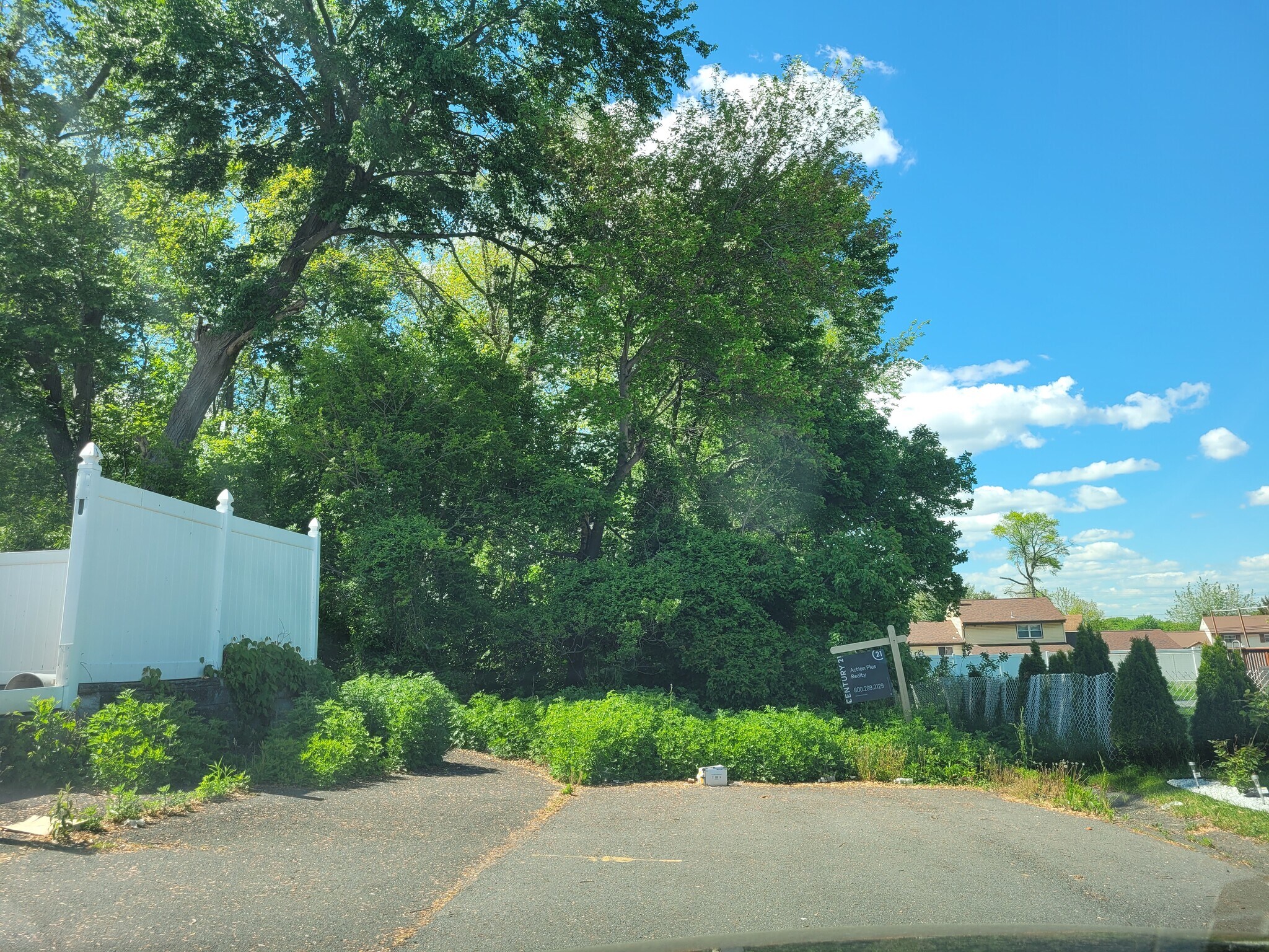 Maple Ave, Old Bridge, NJ for sale Building Photo- Image 1 of 1