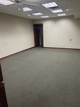 3900 Sunrise Hwy, Seaford, NY for lease Interior Photo- Image 2 of 4